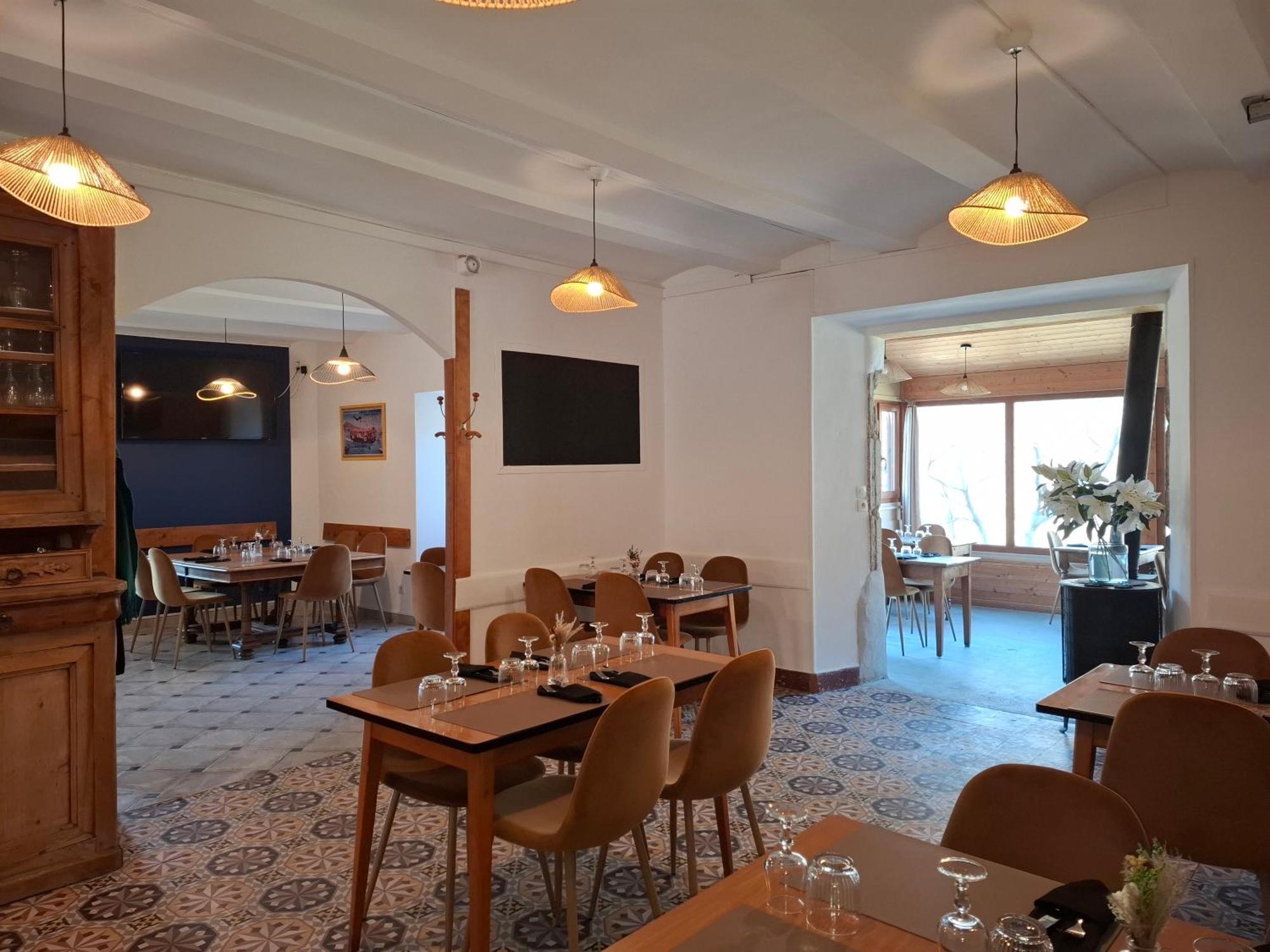 Auberge Arthea Laviolle Zewnętrze zdjęcie