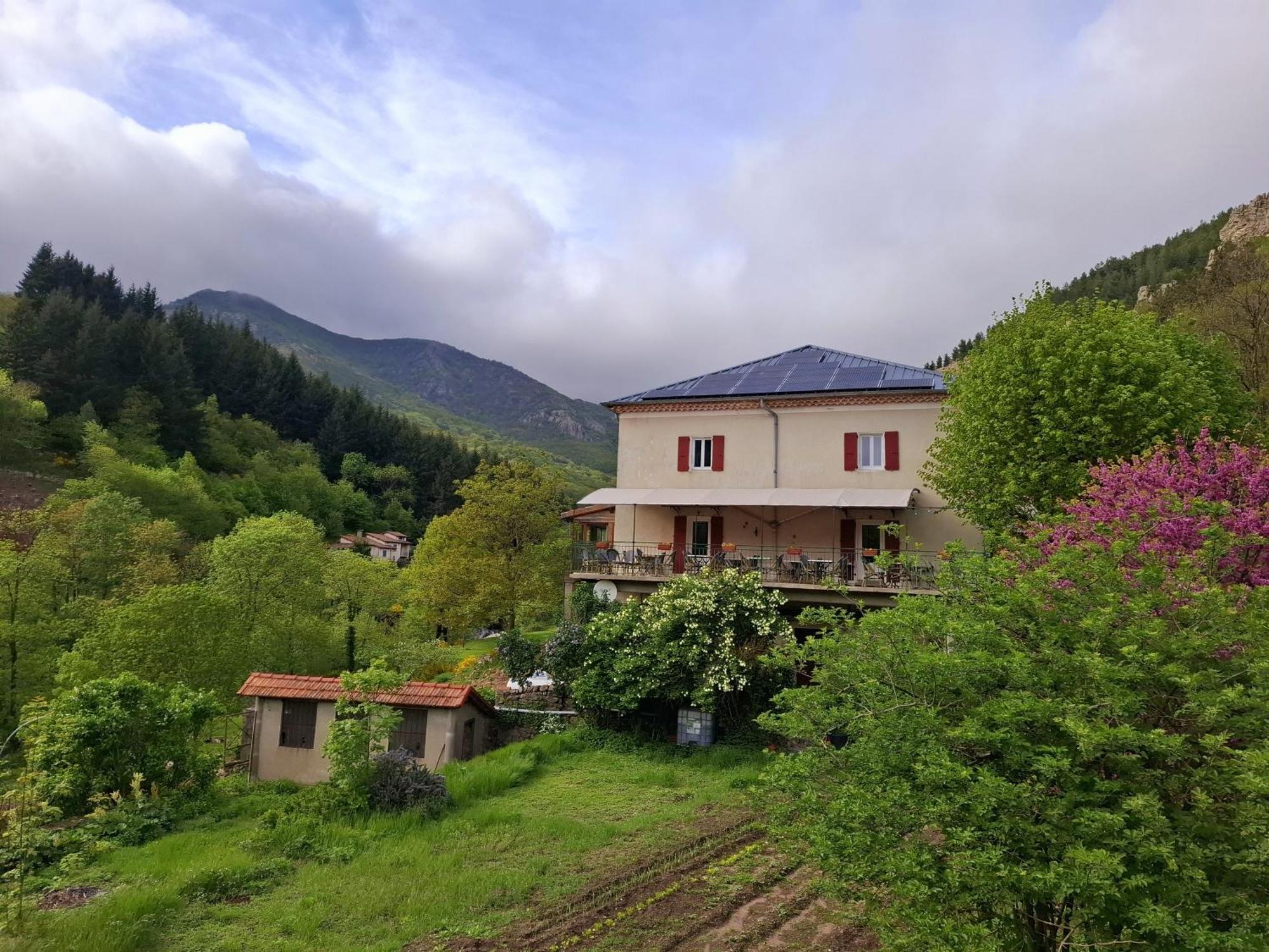 Auberge Arthea Laviolle Zewnętrze zdjęcie