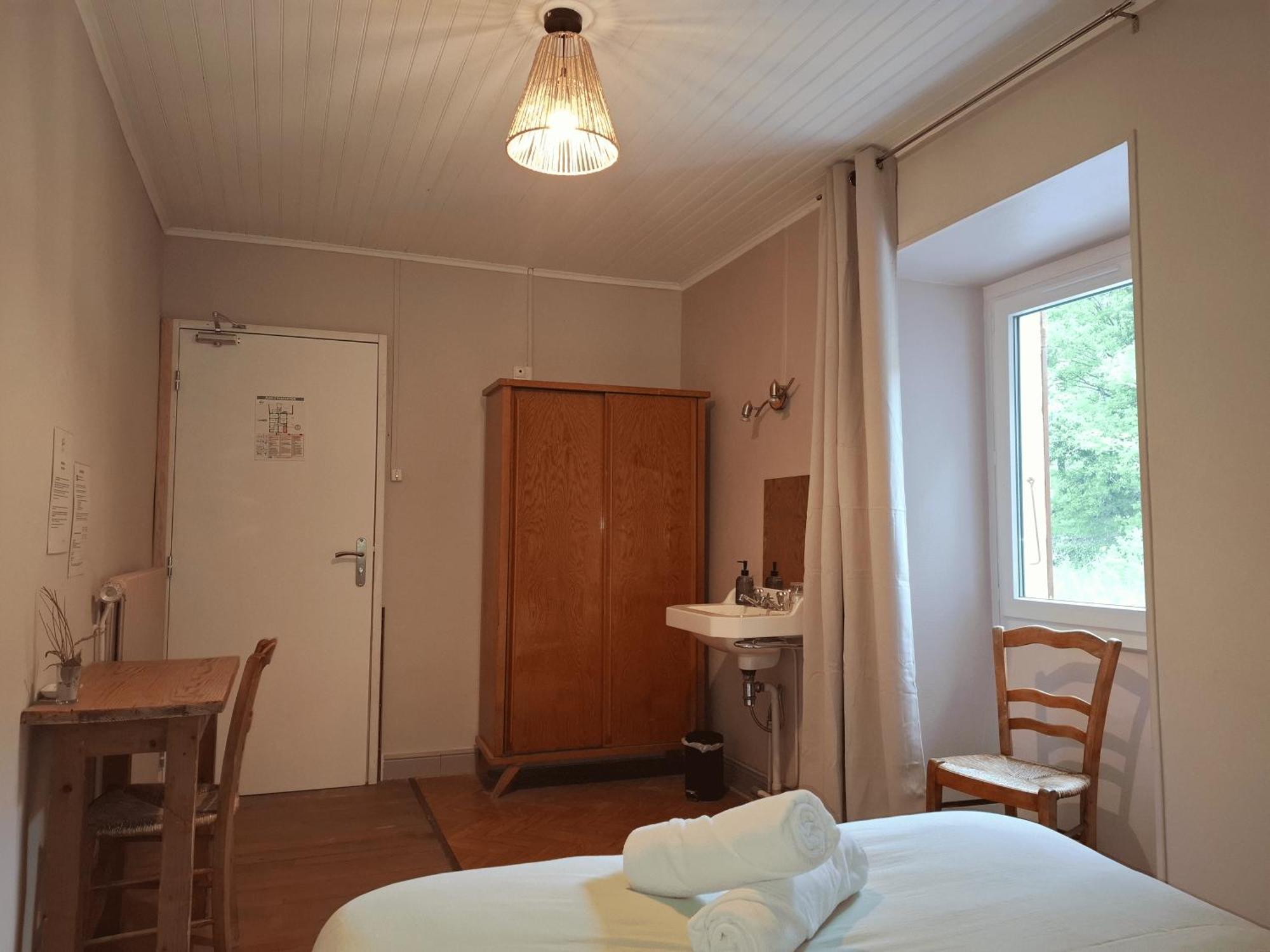 Auberge Arthea Laviolle Zewnętrze zdjęcie